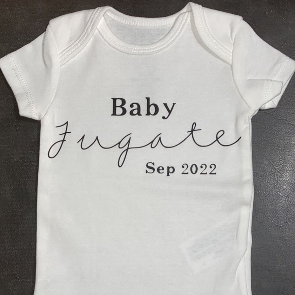 Baby onesie - Picture 1 of 1
